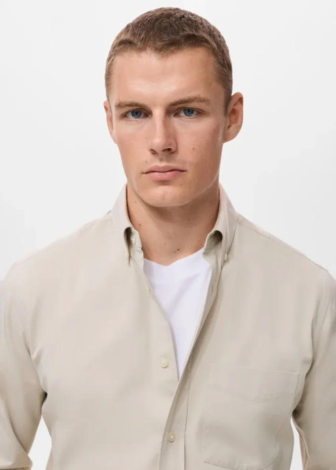 100% bavlna, regular fit, košile s kapsou MANGO USA 100% bavlna, regular fit, košile s kapsou MANGO USA