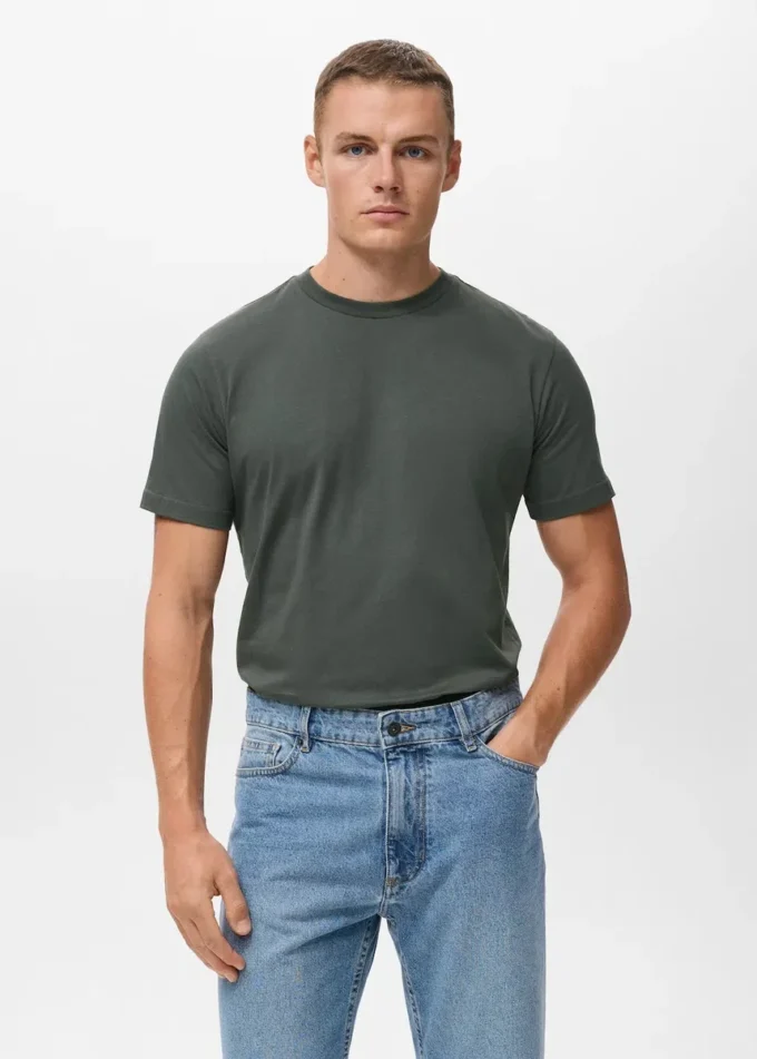 100% bavlna, slim fit tričko 100% bavlna, slim fit tričko