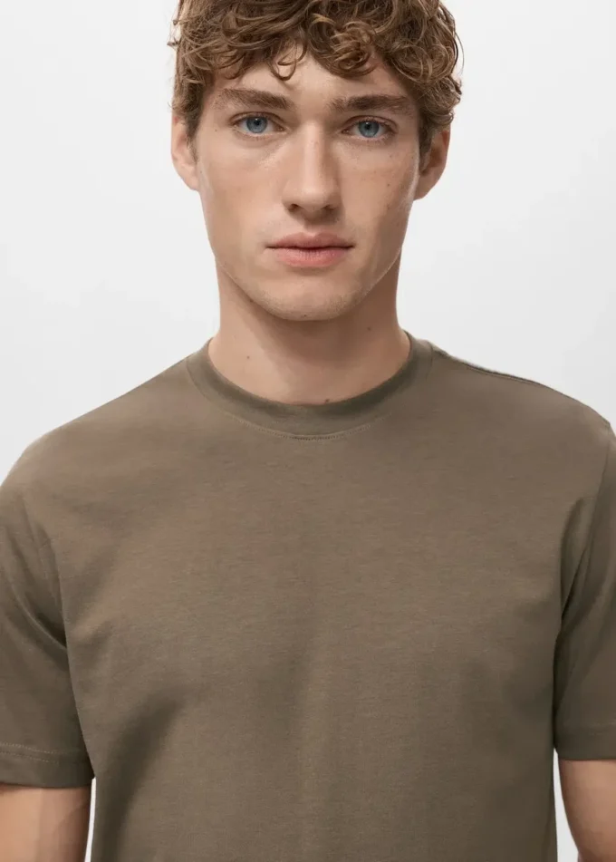 100% bavlna, slim fit tričko 100% bavlna, slim fit tričko