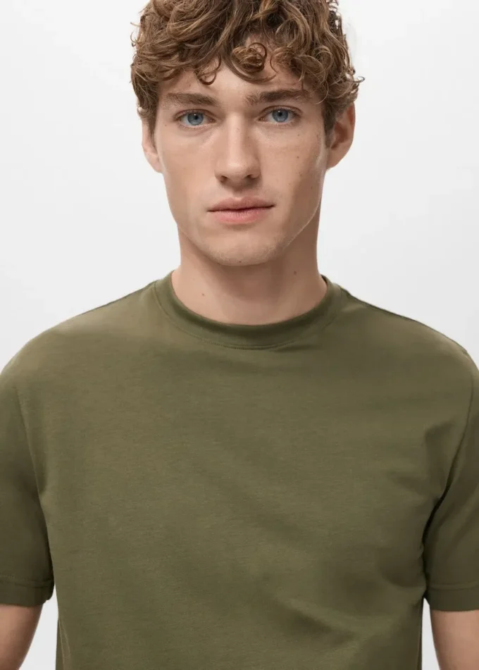 100% bavlna, slim fit tričko 100% bavlna, slim fit tričko