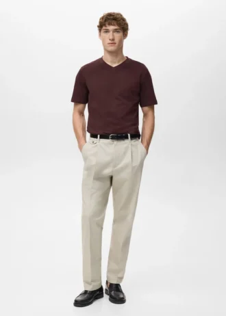 100% bavlna, slim fit, tričko s výstřihem do V