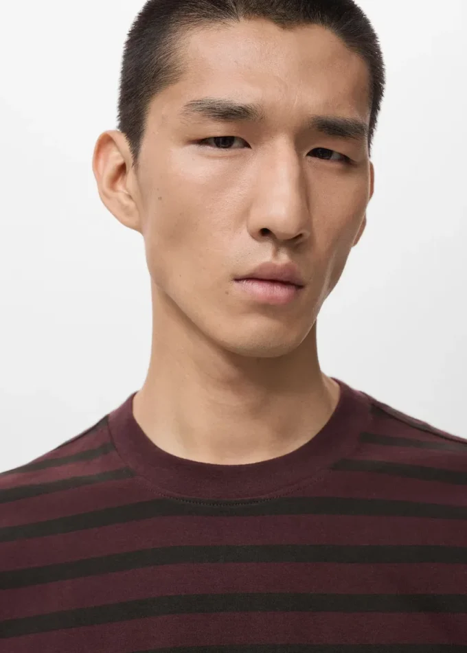 100% bavlna, volný střih, pruhované tričko 100% bavlna, volný střih, pruhované tričko