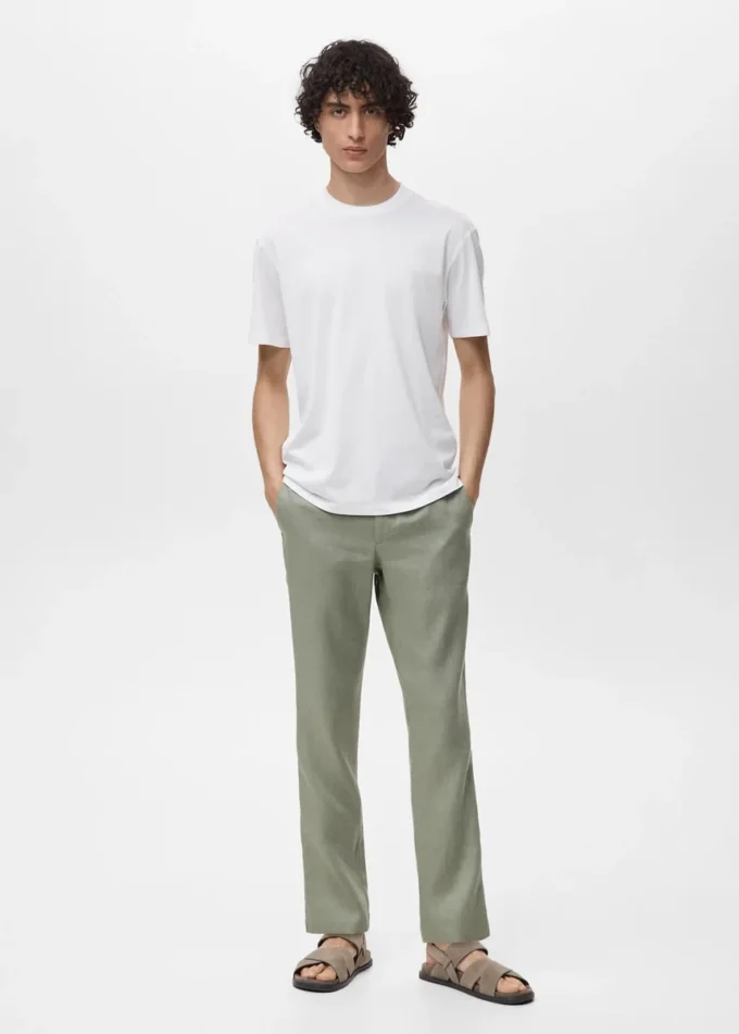 100% bavlněné tričko s pravidelným střihem 100% bavlněné tričko s pravidelným střihem