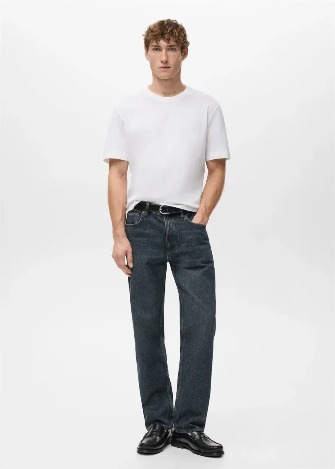 100% bavlněné tričko s pravidelným střihem 100% bavlněné tričko s pravidelným střihem