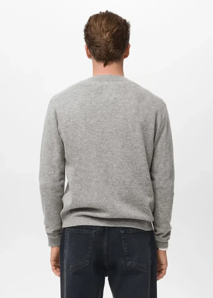 100% extra jemný vlněný svetr s knoflíky 100% extra jemný vlněný svetr s knoflíky