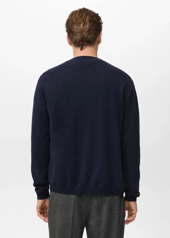 100% extra jemný vlněný svetr s knoflíky 100% extra jemný vlněný svetr s knoflíky