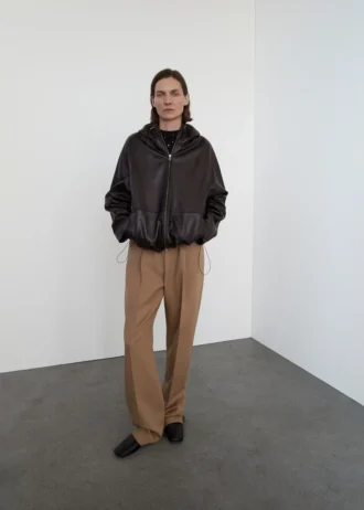 100% kožená bunda s kapucí