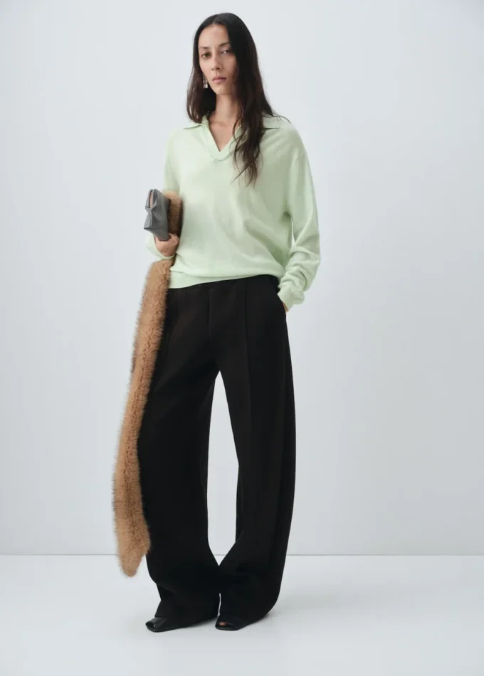 100% vlněný svetr s rolákem 100% vlněný svetr s rolákem