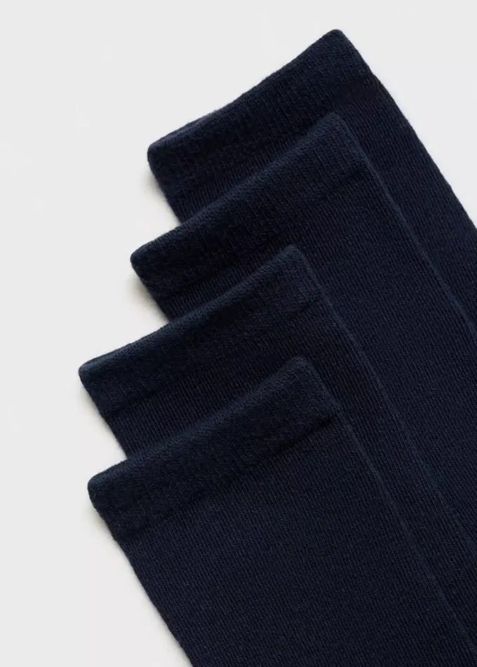 2 páry jednobarevných ponožek 2 páry jednobarevných ponožek