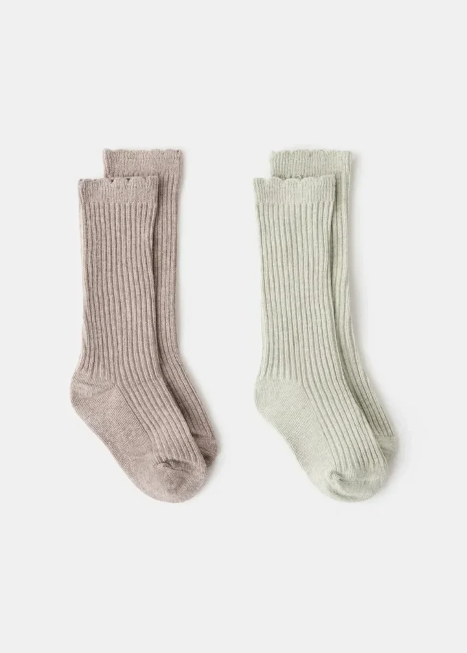 2 páry vzorovaných ponožek 2 páry vzorovaných ponožek