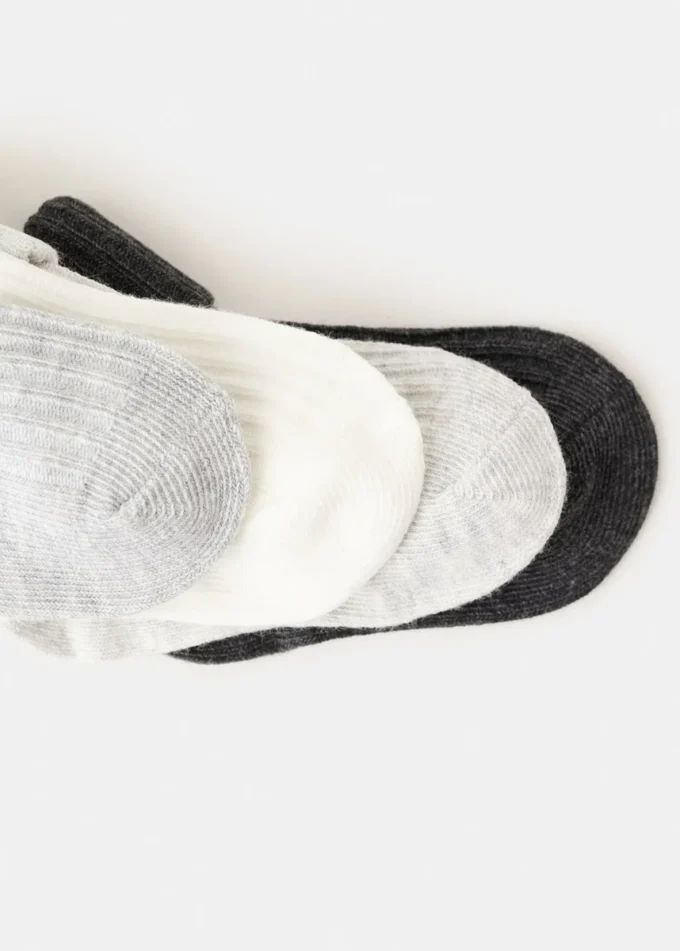 4 páry žebrovaných ponožek