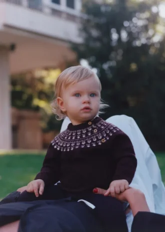 Žakárový svetr s knoflíky