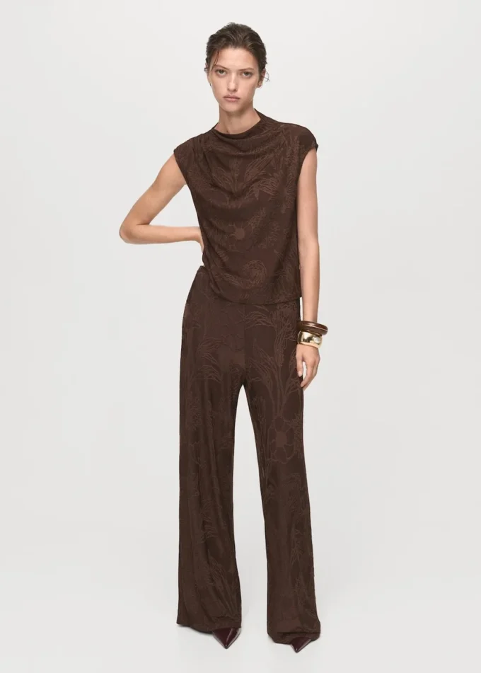 Žakárový top s květinovým potiskem Žakárový top s květinovým potiskem