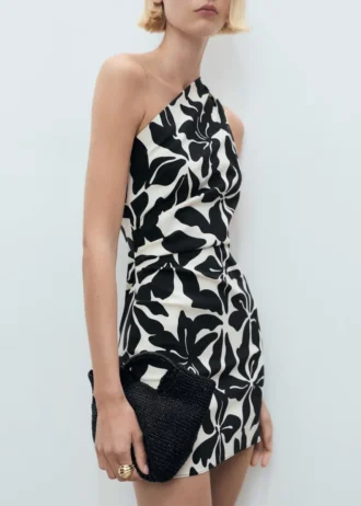 Asymetrické plisované šaty