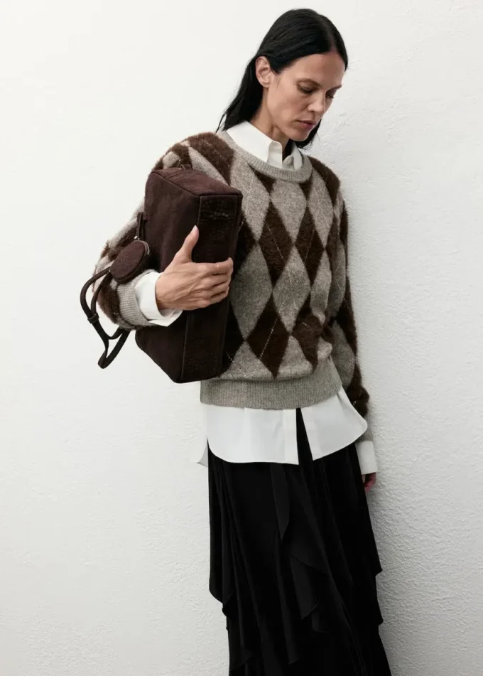 Asymetrická sukně s volánky Asymetrická sukně s volánky