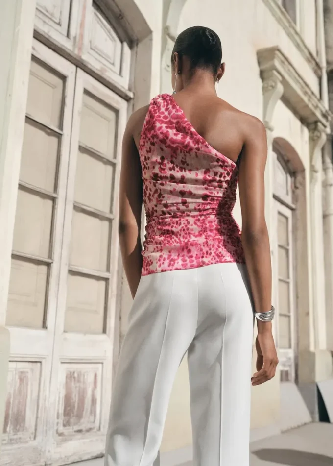 Asymetrický top s potiskem Asymetrický top s potiskem