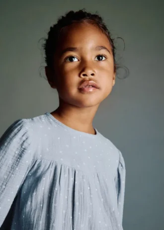 Šaty s hvězdovým potiskem