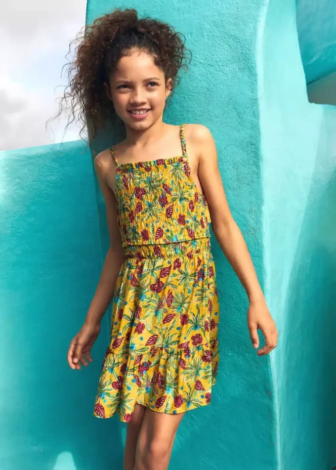 Šaty s potiskem a řasením Šaty s potiskem a řasením