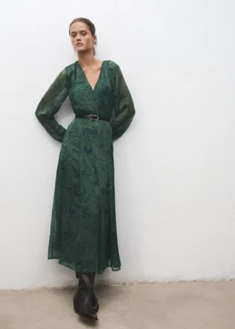 Šaty s potiskem a páskem