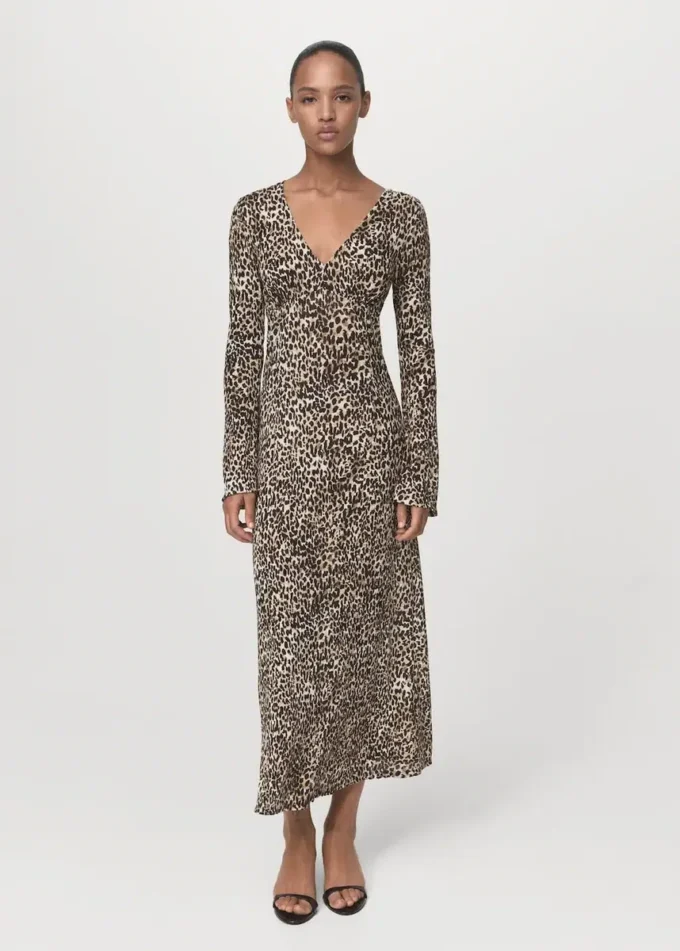 Šaty s potiskem a výstřihem do V Šaty s potiskem a výstřihem do V