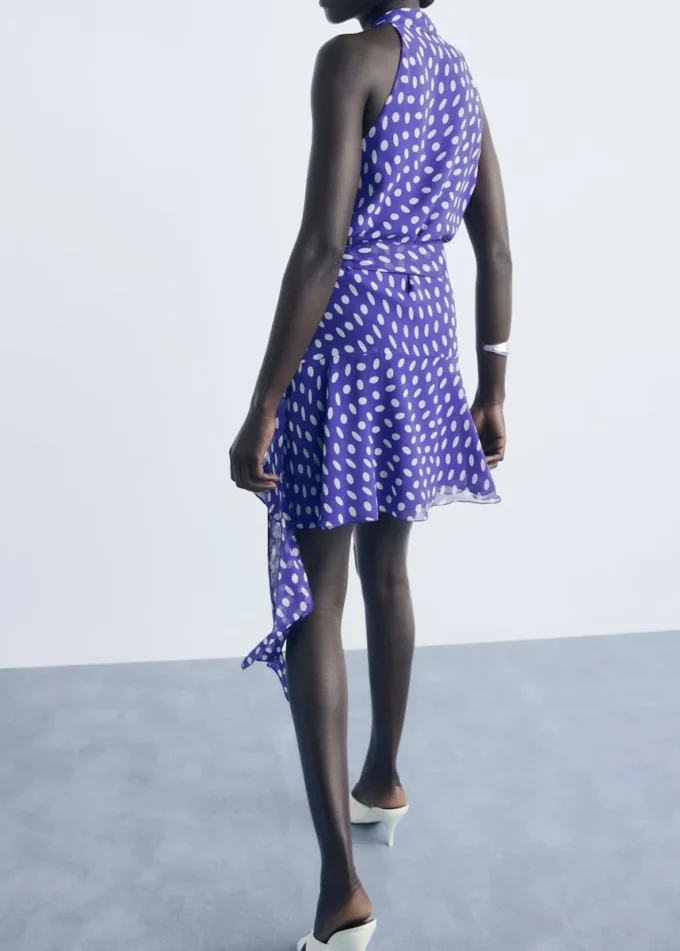 Šaty s puntíky Šaty s puntíky