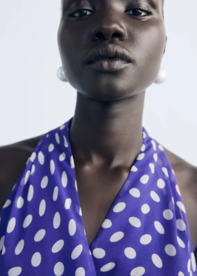 Šaty s puntíky Šaty s puntíky