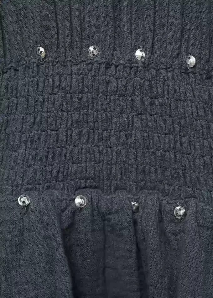 Šaty s volánky a flitry Šaty s volánky a flitry