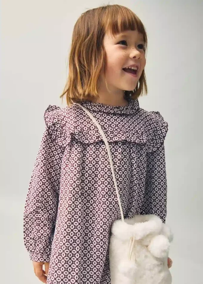 Šaty s volánky a potiskem Šaty s volánky a potiskem