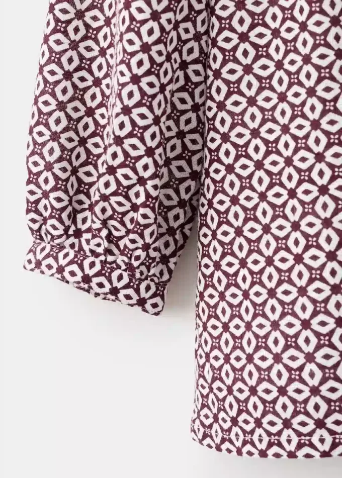 Šaty s volánky a potiskem Šaty s volánky a potiskem