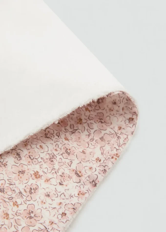 Balení 2 bavlněných šátků s potiskem Balení 2 bavlněných šátků s potiskem