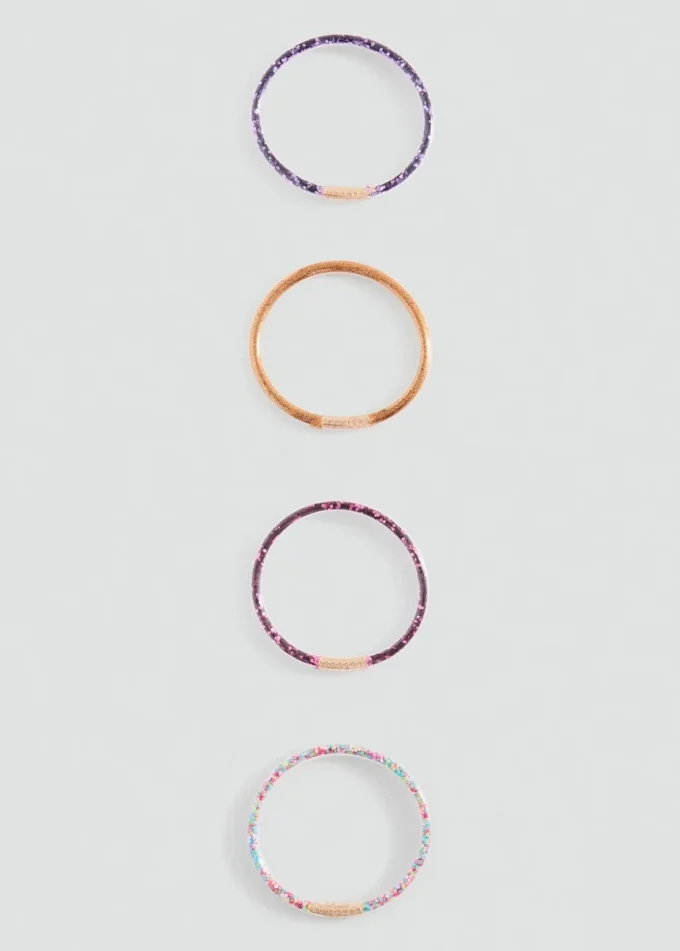 Balení po 4 náramcích