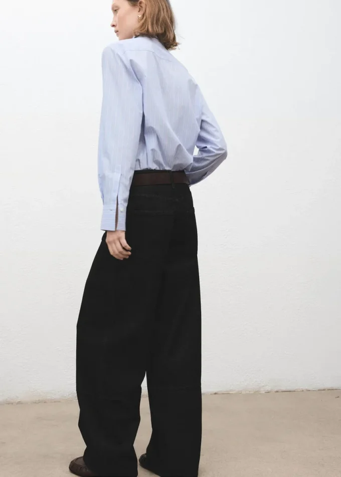 Barrel džíny s nášivkami Barrel džíny s nášivkami