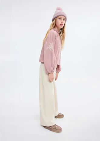 Bavlněná halenka s květinovou výšivkou