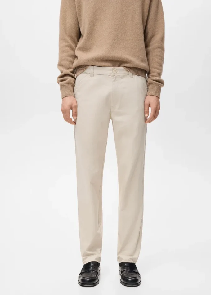 Bavlněné kalhoty s pravidelným střihem Bavlněné kalhoty s pravidelným střihem