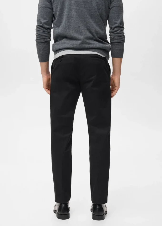 Bavlněné kalhoty s pravidelným střihem Bavlněné kalhoty s pravidelným střihem