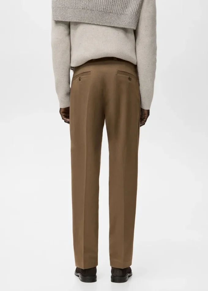 Bavlněné kalhoty s pravidelným střihem Bavlněné kalhoty s pravidelným střihem