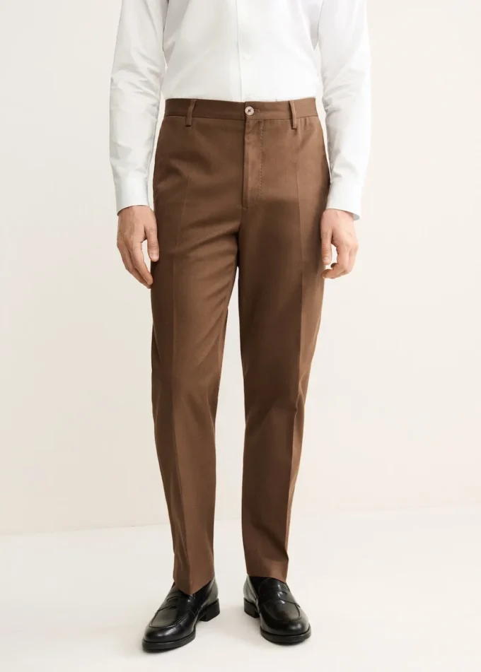 Bavlněné kalhoty s pravidelným střihem a záhyby Bavlněné kalhoty s pravidelným střihem a záhyby