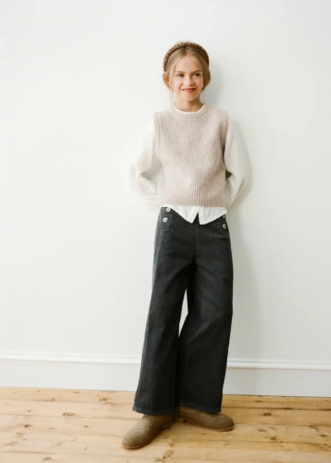 Žebrovaná pletená vesta Žebrovaná pletená vesta