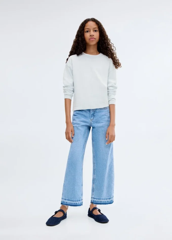 Bavlněný svetr s ozdobnými švy Bavlněný svetr s ozdobnými švy