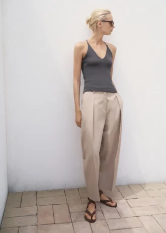 Bavlněný top s otevřenými zády