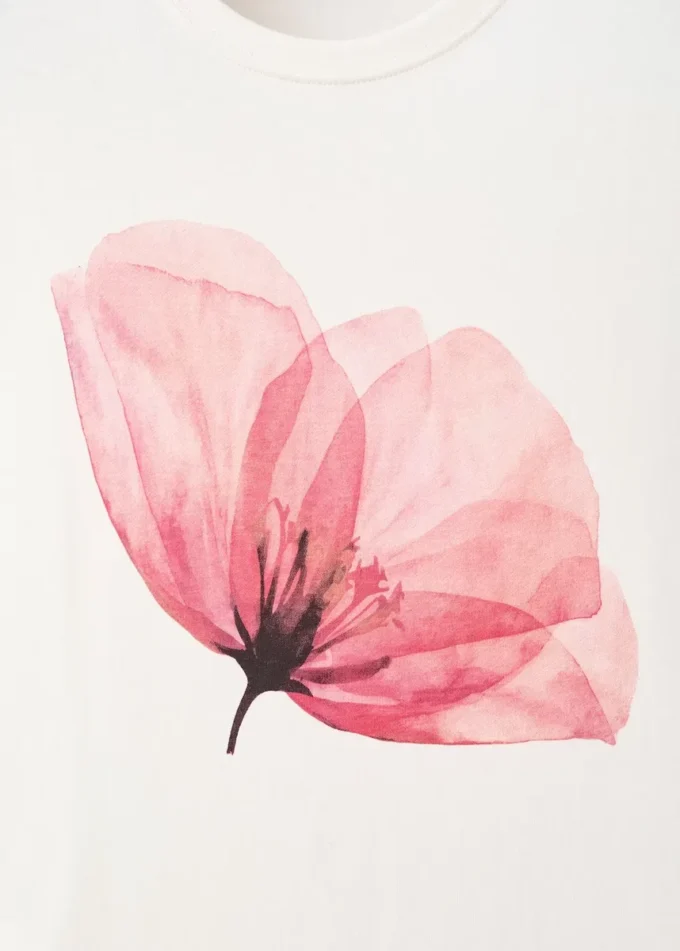 Bavlněné tričko s květinovým potiskem Bavlněné tričko s květinovým potiskem