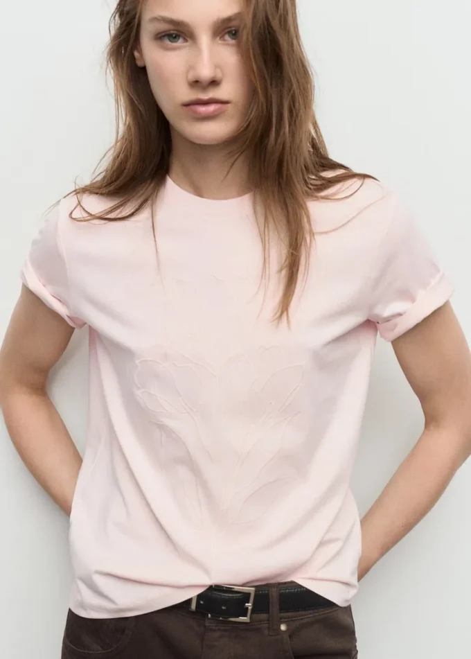 Bavlněné tričko s květinovou výšivkou Bavlněné tričko s květinovou výšivkou