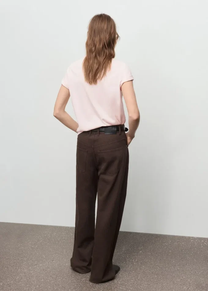 Bavlněné tričko s květinovou výšivkou Bavlněné tričko s květinovou výšivkou