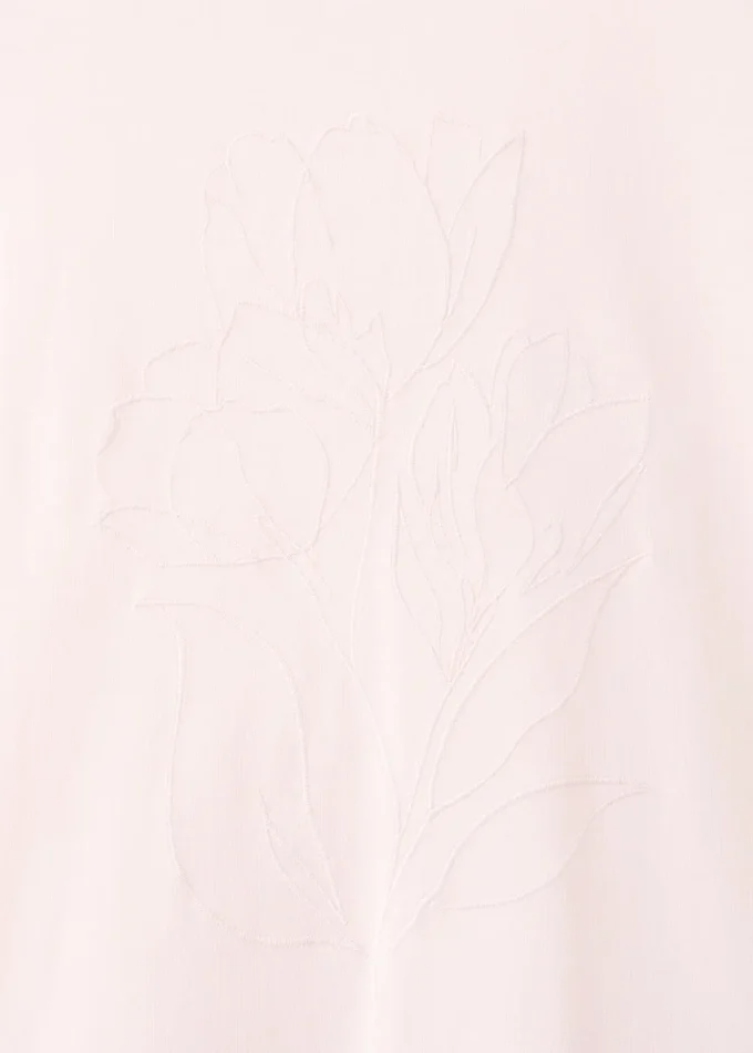 Bavlněné tričko s květinovou výšivkou Bavlněné tričko s květinovou výšivkou