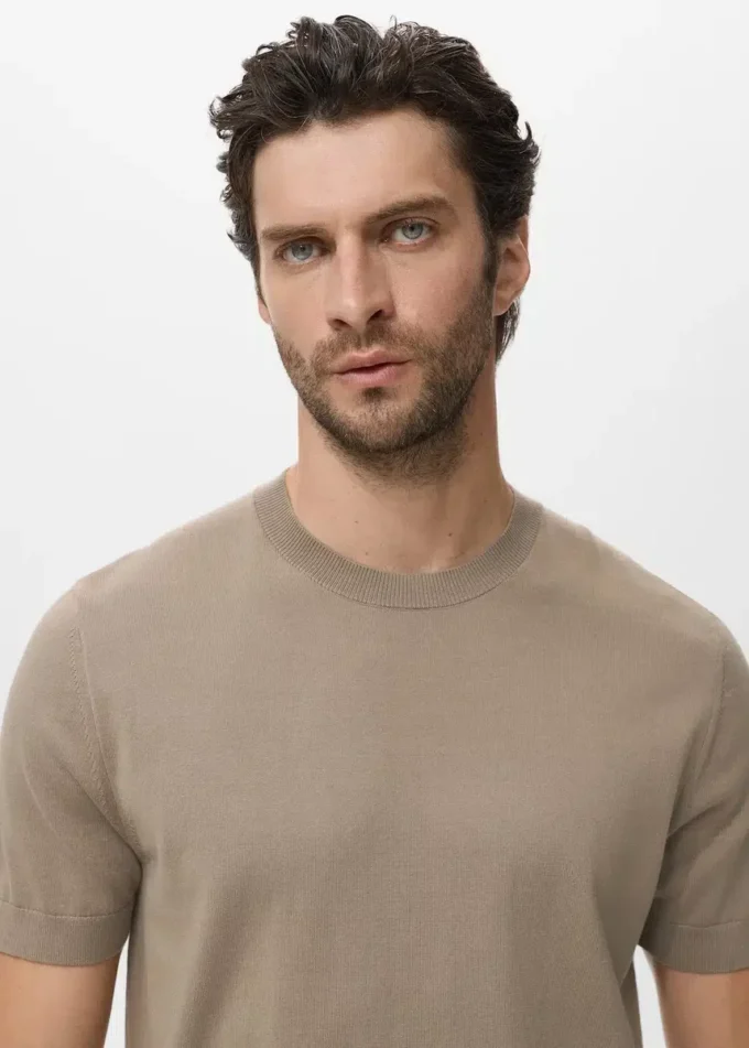 Bavlněné tričko z jemného úpletu Bavlněné tričko z jemného úpletu