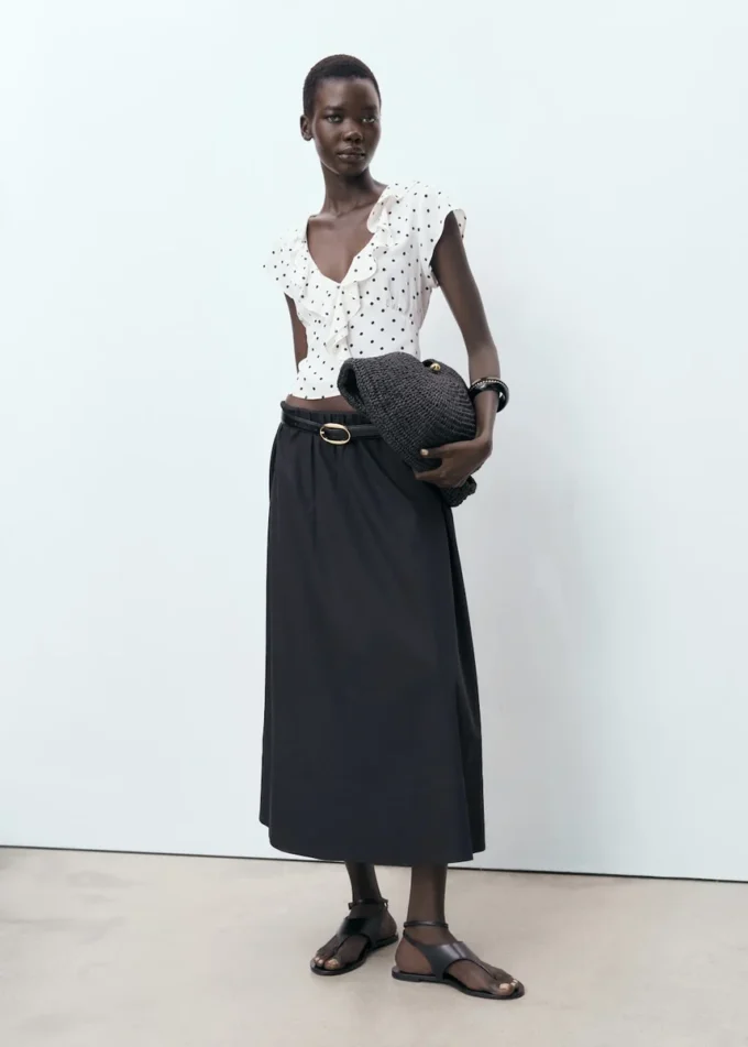 Blůza s puntíky a volánky Blůza s puntíky a volánky