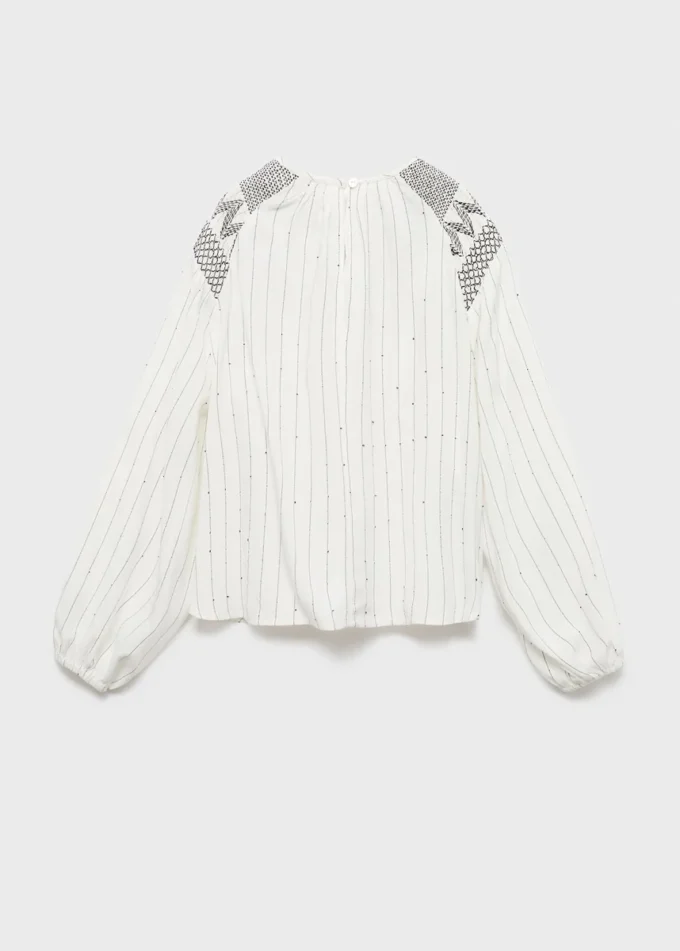 Blůza s vyšívanými detaily Blůza s vyšívanými detaily