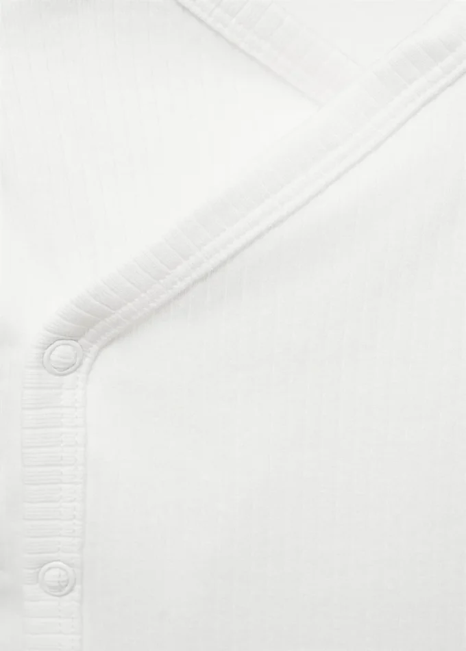 Body s výstřihem do V a knoflíky Body s výstřihem do V a knoflíky