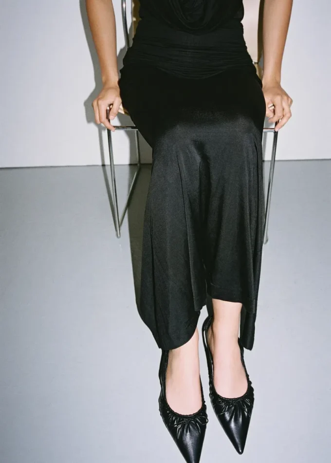 Boty na vysokém podpatku s řasenou mašlí Boty na vysokém podpatku s řasenou mašlí