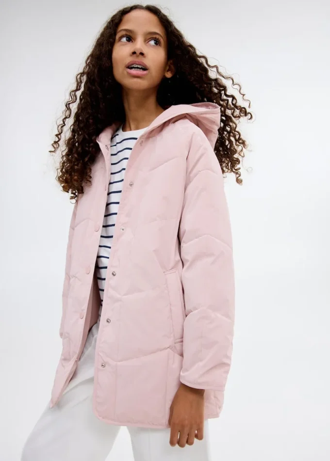 Bunda s kapucí Bunda s kapucí